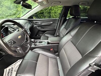 2017 Chevrolet Impala LT - Photo 16 - Midlothian, IL 60445