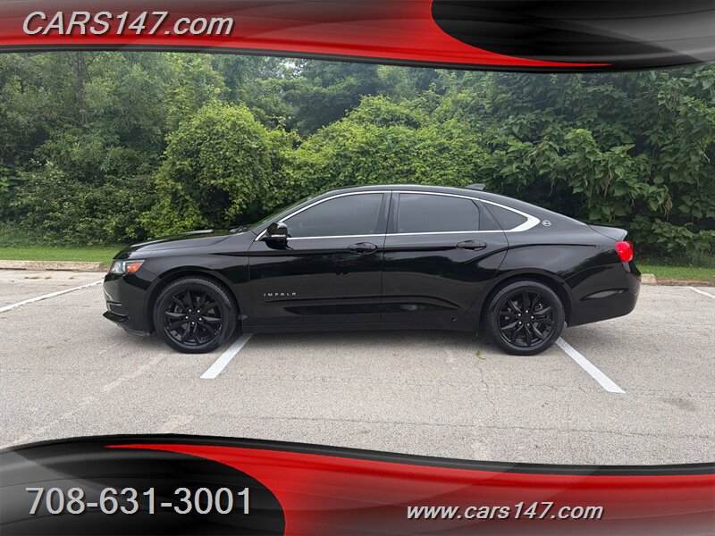 2017 Chevrolet Impala LT - Photo 2 - Midlothian, IL 60445