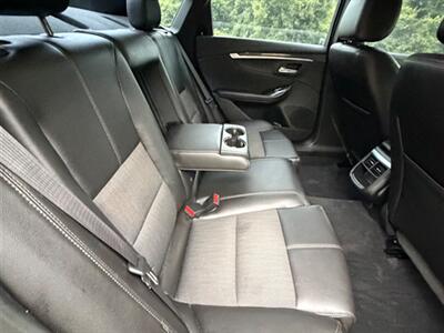 2017 Chevrolet Impala LT - Photo 18 - Midlothian, IL 60445