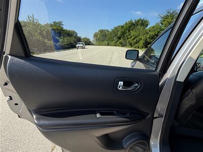 2012 Nissan Rogue SV w/SL Package - Photo 24 - Midlothian, IL 60445