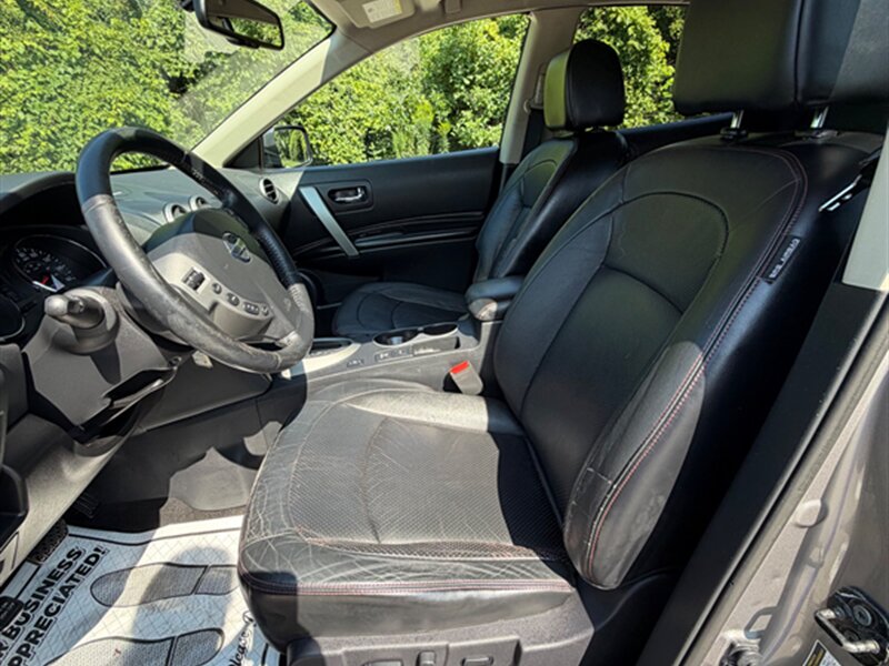 2012 Nissan Rogue SV w/SL Package - Photo 18 - Midlothian, IL 60445
