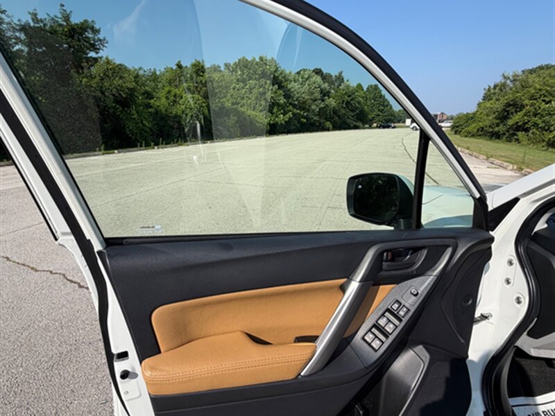 2014 Subaru Forester 2.5i Premium - Photo 21 - Midlothian, IL 60445