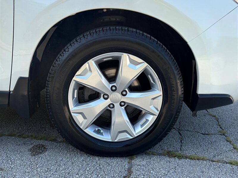 2014 Subaru Forester 2.5i Premium - Photo 28 - Midlothian, IL 60445