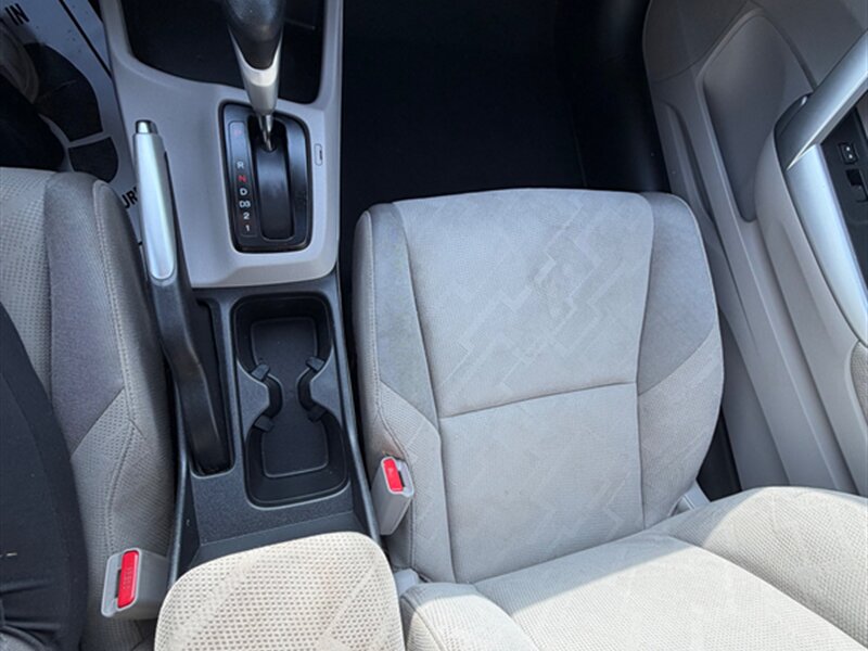 2012 Honda Civic EX - Photo 15 - Midlothian, IL 60445