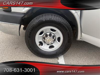 2011 Chevrolet Express LT 3500 - Photo 25 - Midlothian, IL 60445