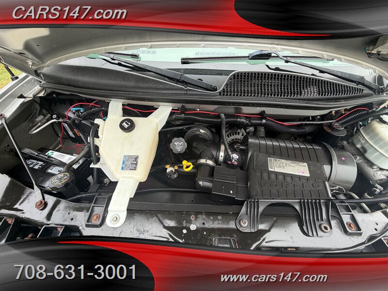 2011 Chevrolet Express LT 3500 - Photo 29 - Midlothian, IL 60445