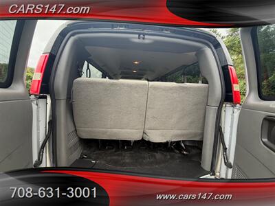 2011 Chevrolet Express LT 3500 - Photo 8 - Midlothian, IL 60445