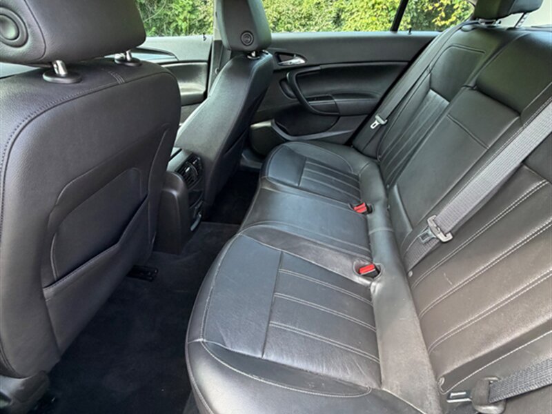 2011 Buick Regal CXL - Photo 20 - Midlothian, IL 60445