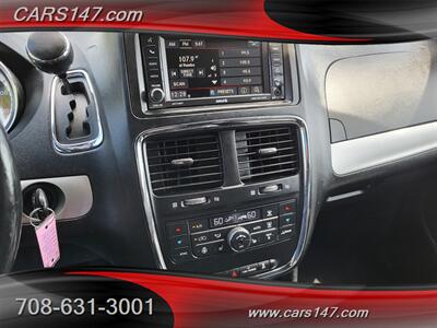 2014 Dodge Grand Caravan R/T   - Photo 20 - Midlothian, IL 60445