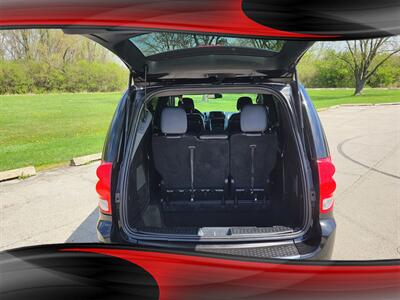 2014 Dodge Grand Caravan R/T   - Photo 10 - Midlothian, IL 60445