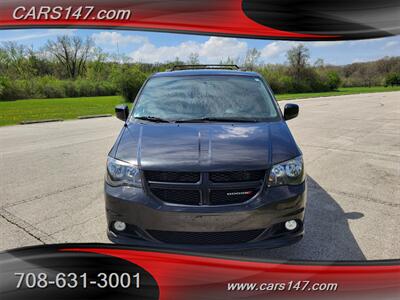2014 Dodge Grand Caravan R/T   - Photo 4 - Midlothian, IL 60445