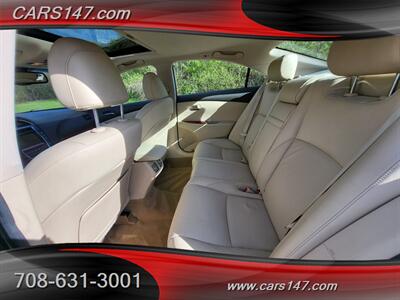 2010 Lexus ES 350   - Photo 21 - Midlothian, IL 60445
