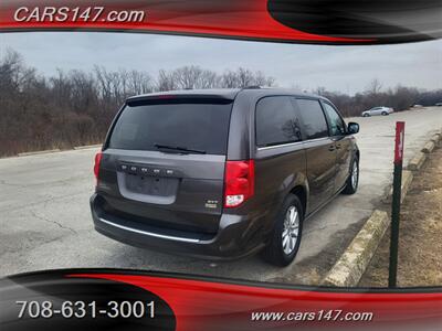 2019 Dodge Grand Caravan SXT   - Photo 7 - Midlothian, IL 60445