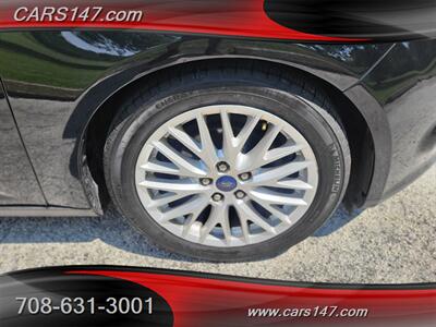 2014 Ford Focus Titanium   - Photo 11 - Midlothian, IL 60445