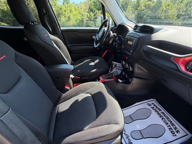 2017 Jeep Renegade Trailhawk - Photo 18 - Midlothian, IL 60445