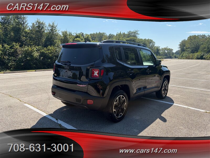 2017 Jeep Renegade Trailhawk - Photo 5 - Midlothian, IL 60445