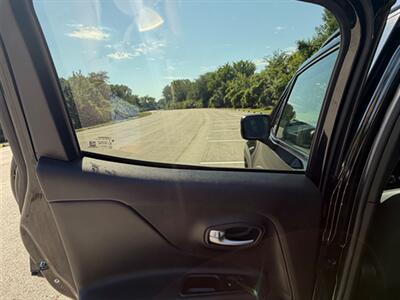 2017 Jeep Renegade Trailhawk - Photo 23 - Midlothian, IL 60445