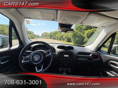 2017 Jeep Renegade Trailhawk - Photo 10 - Midlothian, IL 60445
