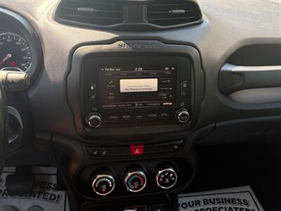 2017 Jeep Renegade Trailhawk - Photo 14 - Midlothian, IL 60445
