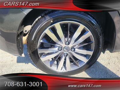 2015 Honda Fit EX-L w/Navi   - Photo 28 - Midlothian, IL 60445