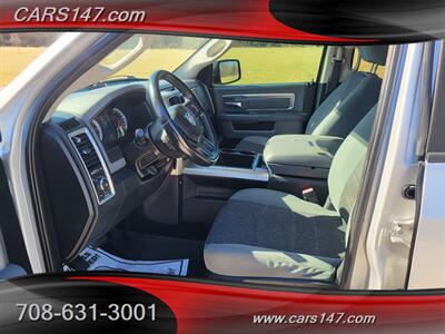 2015 RAM 1500 Big Horn   - Photo 12 - Midlothian, IL 60445