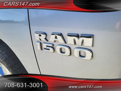 2015 RAM 1500 Big Horn   - Photo 11 - Midlothian, IL 60445