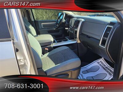 2015 RAM 1500 Big Horn   - Photo 13 - Midlothian, IL 60445