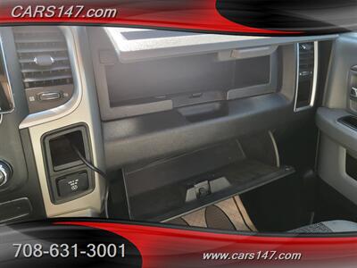 2015 RAM 1500 Big Horn   - Photo 23 - Midlothian, IL 60445