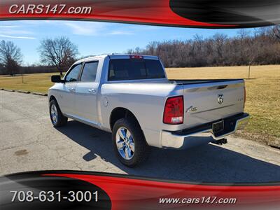 2015 RAM 1500 Big Horn   - Photo 9 - Midlothian, IL 60445