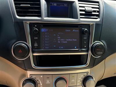 2013 Toyota Highlander Plus   - Photo 17 - Midlothian, IL 60445