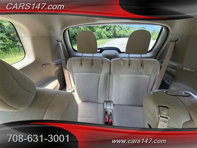2013 Toyota Highlander Plus   - Photo 13 - Midlothian, IL 60445