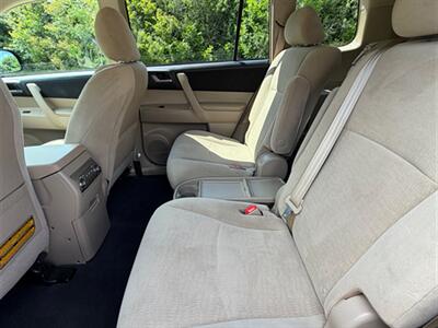 2013 Toyota Highlander Plus   - Photo 22 - Midlothian, IL 60445