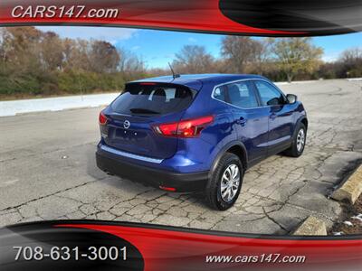 2018 Nissan Rogue Sport S   - Photo 6 - Midlothian, IL 60445
