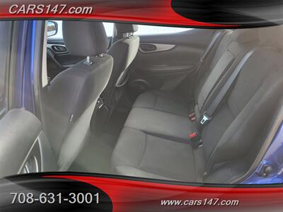 2018 Nissan Rogue Sport S   - Photo 19 - Midlothian, IL 60445