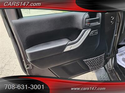 2014 Jeep Wrangler Unlimited Sahara - Photo 24 - Midlothian, IL 60445
