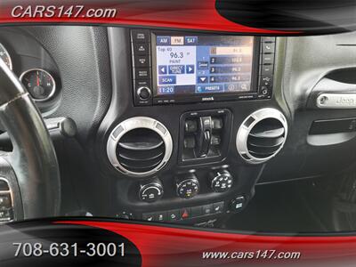 2014 Jeep Wrangler Unlimited Sahara - Photo 18 - Midlothian, IL 60445