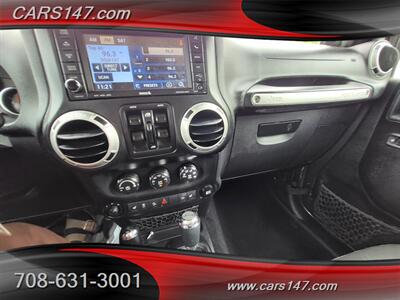 2014 Jeep Wrangler Unlimited Sahara - Photo 19 - Midlothian, IL 60445