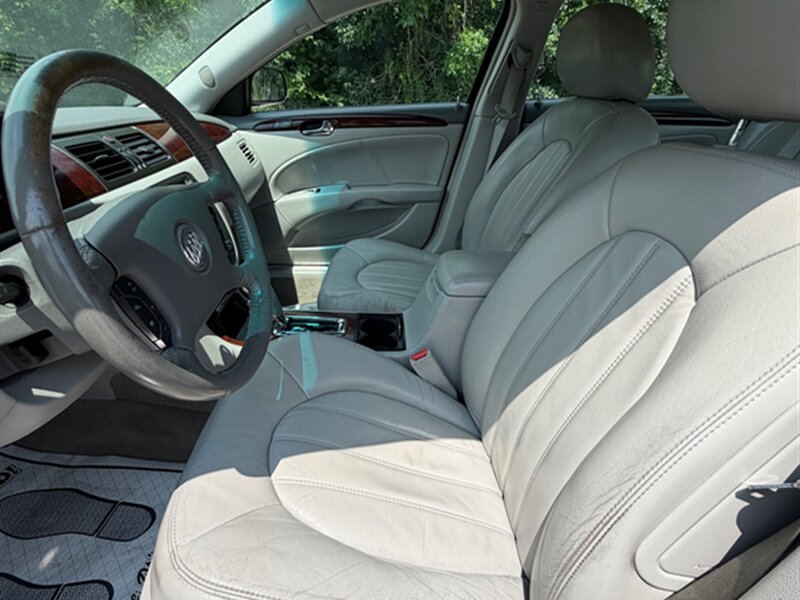 2009 Buick Lucerne CXL - Photo 16 - Midlothian, IL 60445
