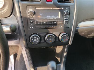 2012 Subaru Impreza 2.0i Premium   - Photo 14 - Midlothian, IL 60445