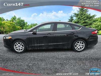 2013 Ford Fusion SE   - Photo 2 - Midlothian, IL 60445