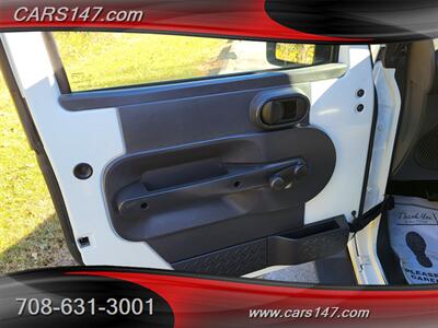 2009 Jeep Wrangler X   - Photo 15 - Midlothian, IL 60445