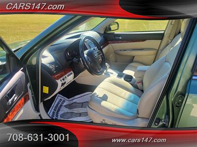 2012 Subaru Outback 2.5i Limited   - Photo 13 - Midlothian, IL 60445
