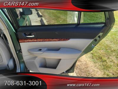 2012 Subaru Outback 2.5i Limited   - Photo 24 - Midlothian, IL 60445