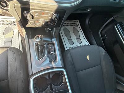 2019 Dodge Charger SXT   - Photo 14 - Midlothian, IL 60445