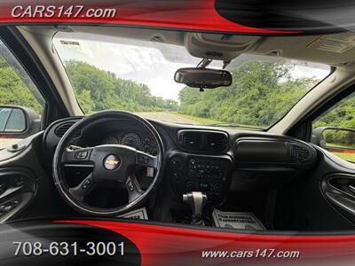 2005 Chevrolet TrailBlazer LT - Photo 10 - Midlothian, IL 60445