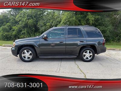 2005 Chevrolet TrailBlazer LT - Photo 2 - Midlothian, IL 60445