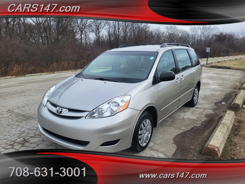 2007 Toyota Sienna CE 7-Passenger   - Photo 1 - Midlothian, IL 60445