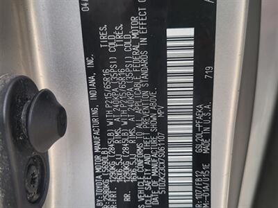 2007 Toyota Sienna CE 7-Passenger   - Photo 30 - Midlothian, IL 60445