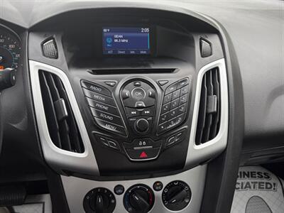 2014 Ford Focus SE   - Photo 14 - Midlothian, IL 60445