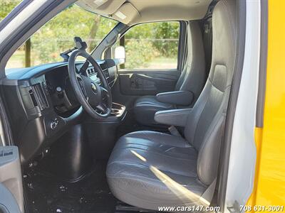 2015 Chevrolet Express 2500   - Photo 9 - Midlothian, IL 60445